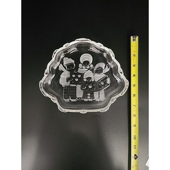 MIKASA Christmas Carolers Glass Dish 8.25" Candy Relish Tray Holiday Winter - Picture 6 of 7